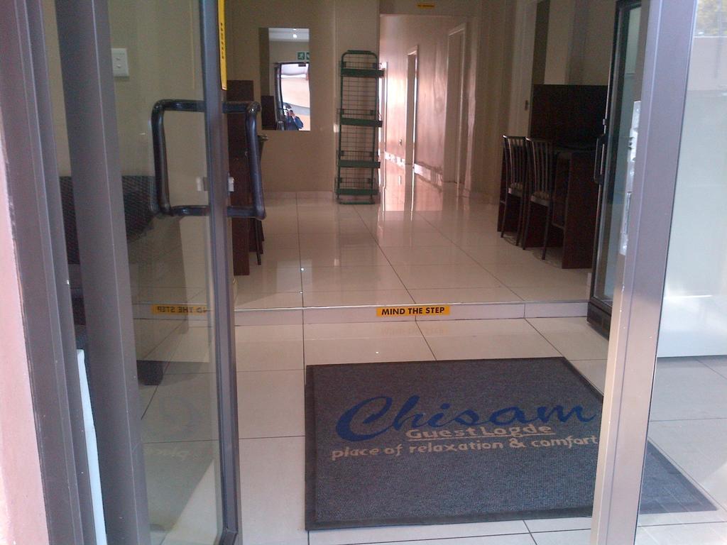Chisam Guest Lodge Pty Ltd Joanesburgo Exterior foto