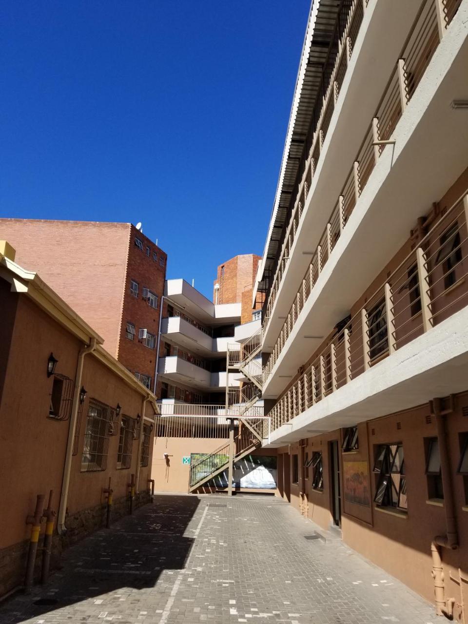Chisam Guest Lodge Pty Ltd Joanesburgo Exterior foto